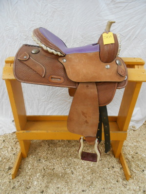 BARREL SADDLE