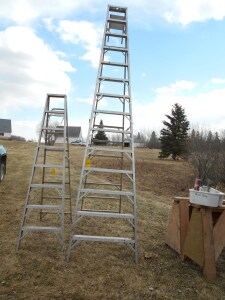 2 STEP LADDERS