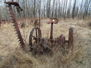 ANTIQUE SICKLE MOWER