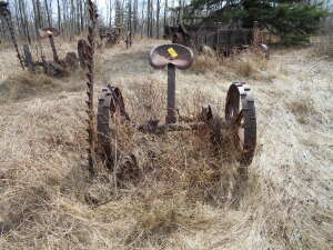 ANTIQUE SICKLE MOWER