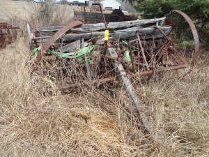 ANTIQUE SEEDER DRILL