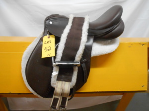 15.5" English Jumping Saddle Package