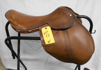 English Jumping Saddle 18"