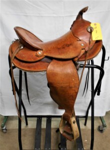 Western Saddle 15"