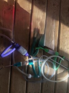 2 DRENCHERS & TOPICAL APPLICATOR - ONE MONEY